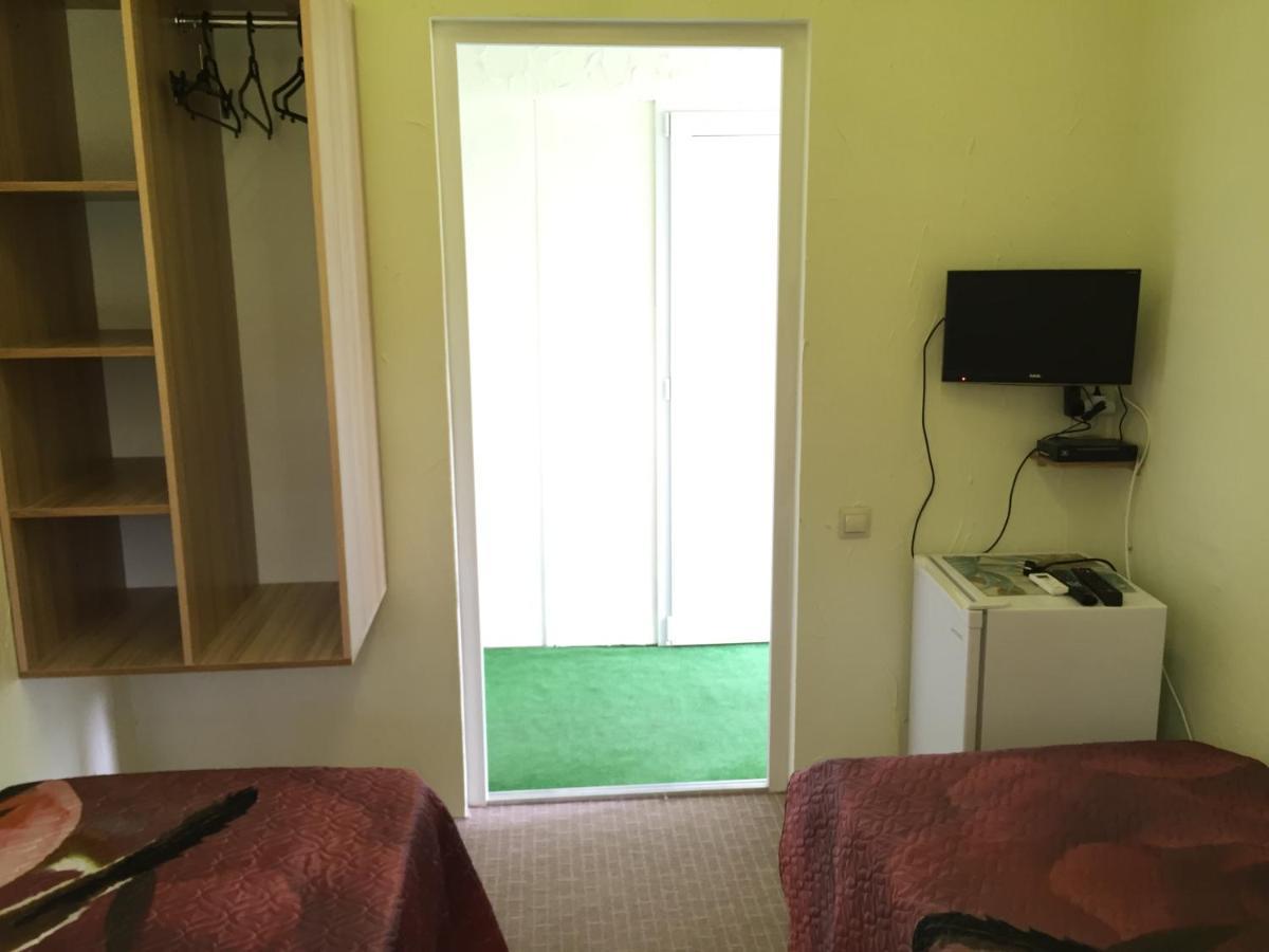 Guest House Inkit Pizunda Luaran gambar