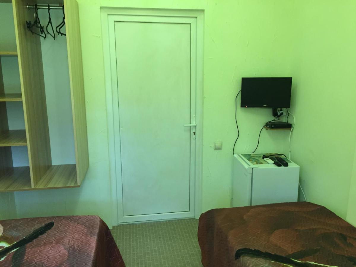 Guest House Inkit Pizunda Luaran gambar