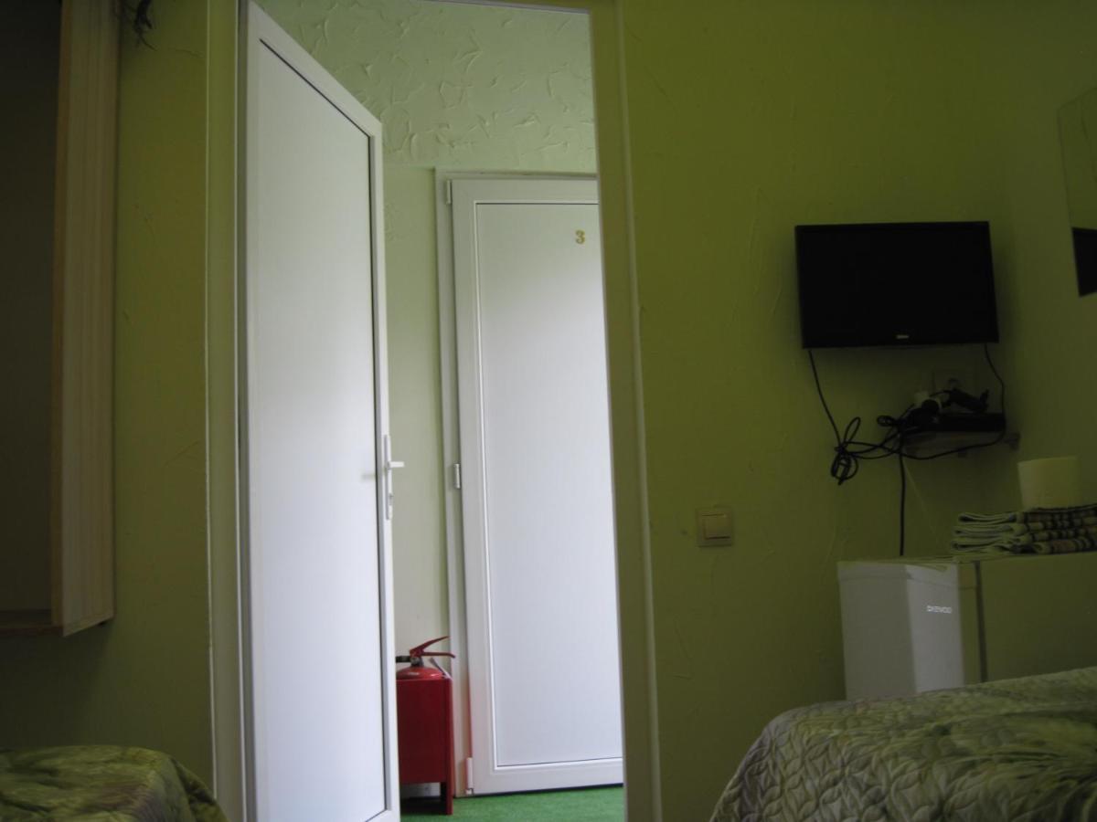 Guest House Inkit Pizunda Luaran gambar