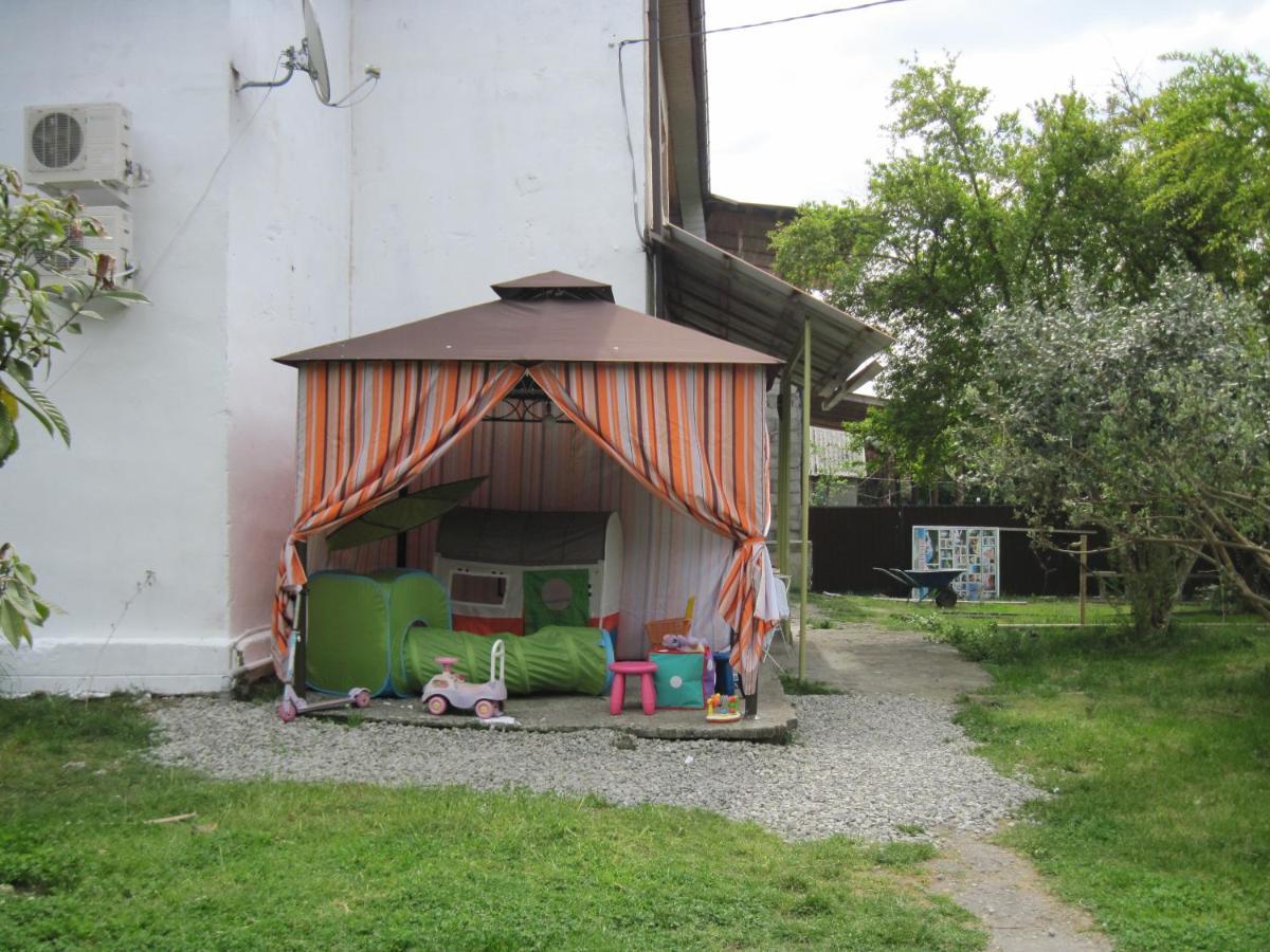 Guest House Inkit Pizunda Luaran gambar